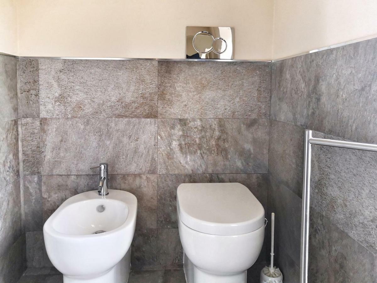 Appartamento Deluxe Con Terrazza Sul Mare Savona Buitenkant foto