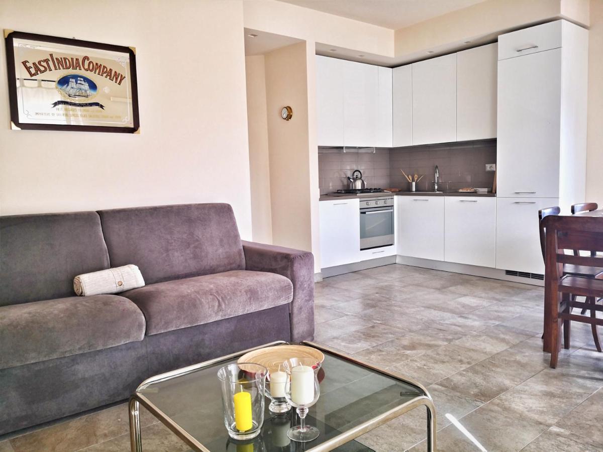 Appartamento Deluxe Con Terrazza Sul Mare Savona Buitenkant foto